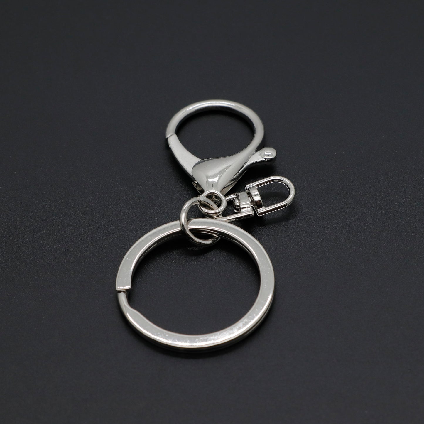 Round lobster clasp three-piece set with four-section chain, DIY hardware metal figure keychain accessories, 8-shaped chain keyring